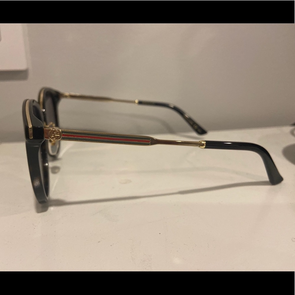 Gucci sunglasses - Picture 3 of 4